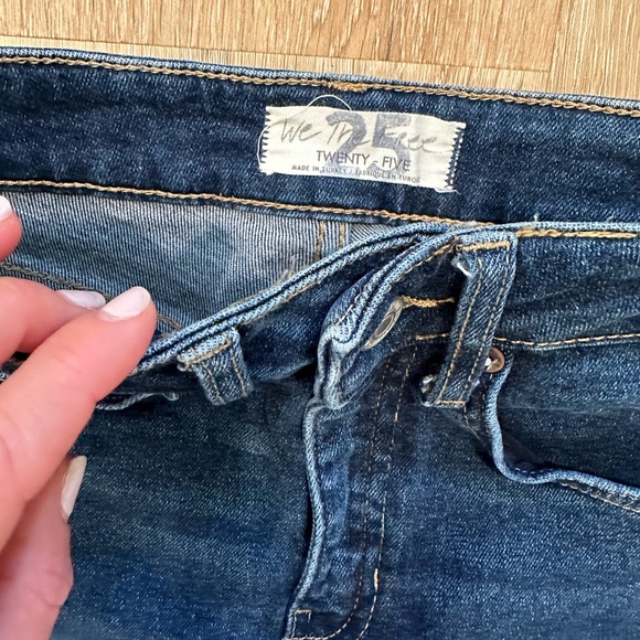 Free People Denim - We The Free Raw High Rise Jegging - Picture 2 of 4